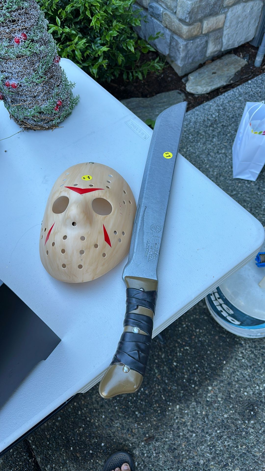 Halloween Jason Mask & Machete