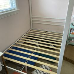 Full Size White metal Canopy Bed Frame - No Mattress 