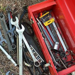 Snap On Wrench’s Tools A Lot $7