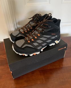 Merrell Men Boots/Shoes Size . 10.5 . Wide . New In Box 
