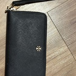 Tory Burch Black Wallet
