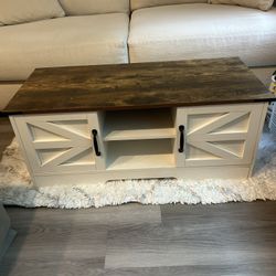 Farmhouse Coffee Table 