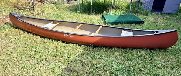 16' Old Town Camper Canoe (Royalex) + 3 Bending Branches Paddles