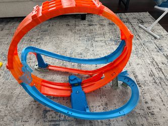 hot wheels race track