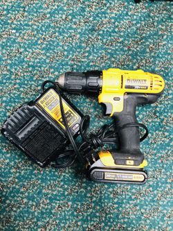 Dewalt Drill W/2 Battery’s & Charger!! Negotiable!!
