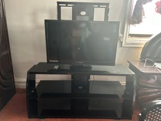Magnavox 22 Inches Flat Screen TV + TV Stand With Mounting Bracket