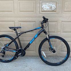 GT Aggressor Pro Mountain Bike