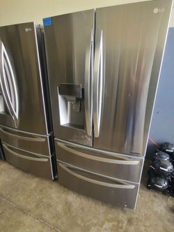 LG STAINLESS STEEL FRENCH DOORS REFRIGERATOR