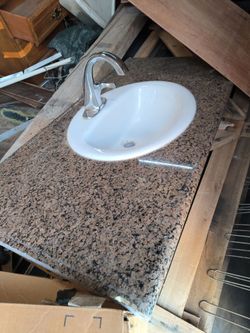 Quartz vanity top with sink and faucet