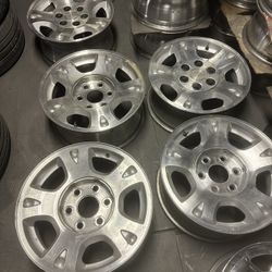 17” Chevy 6 Lug Wheels