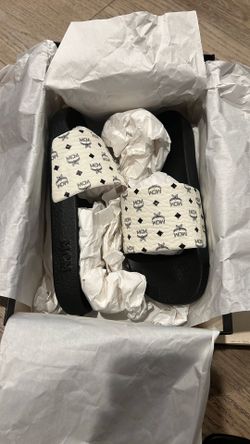 MCM white And black Slides