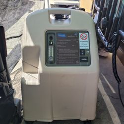 INVACARE OXYGEN MACHINE
