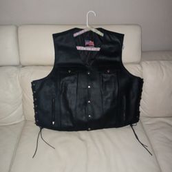 Leather biker vest....5x. New