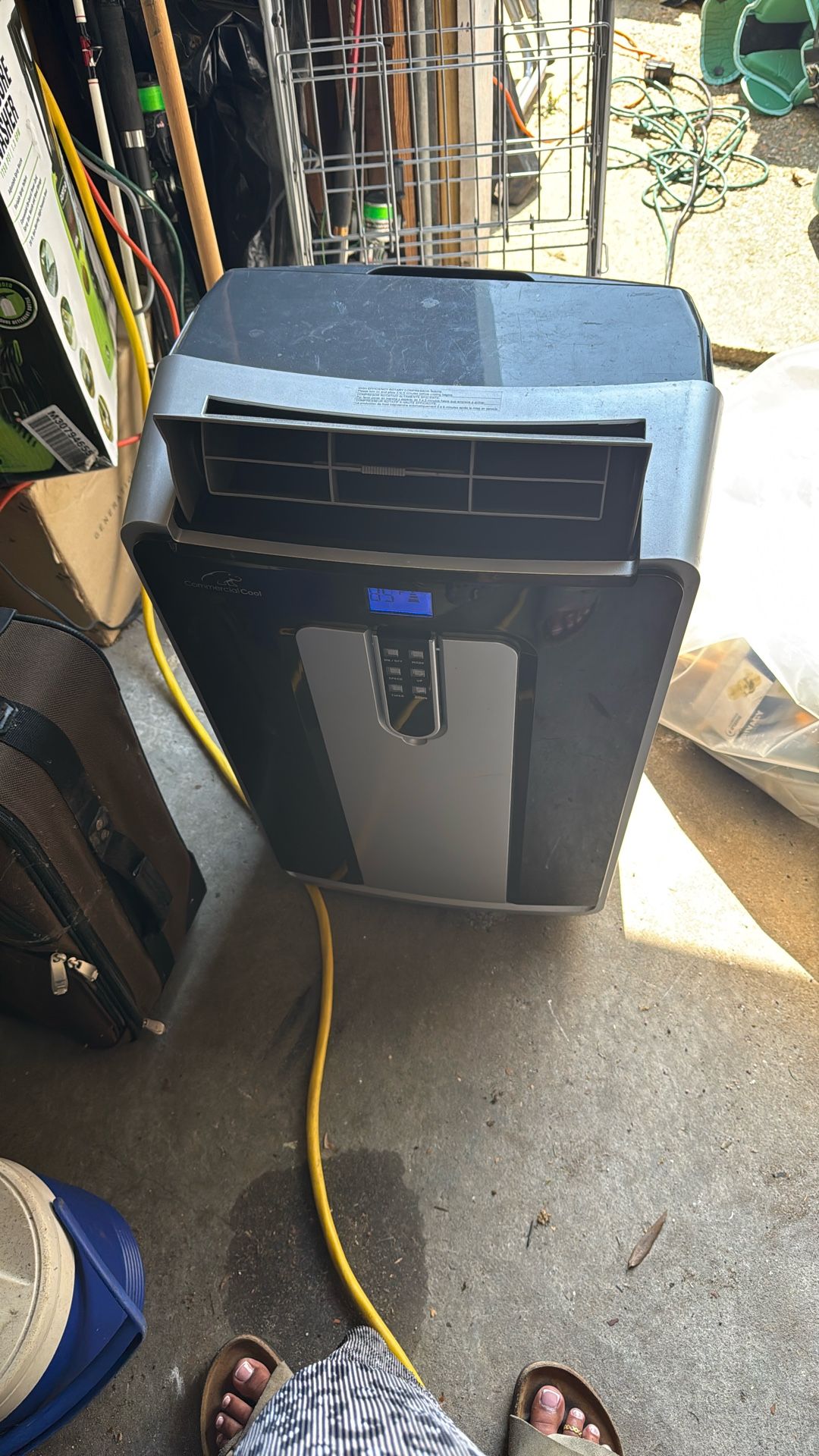 Commercial cooler