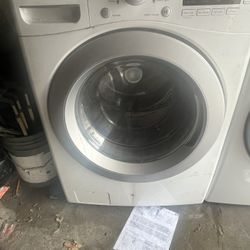 White  Kenmore Washer And  Dryer