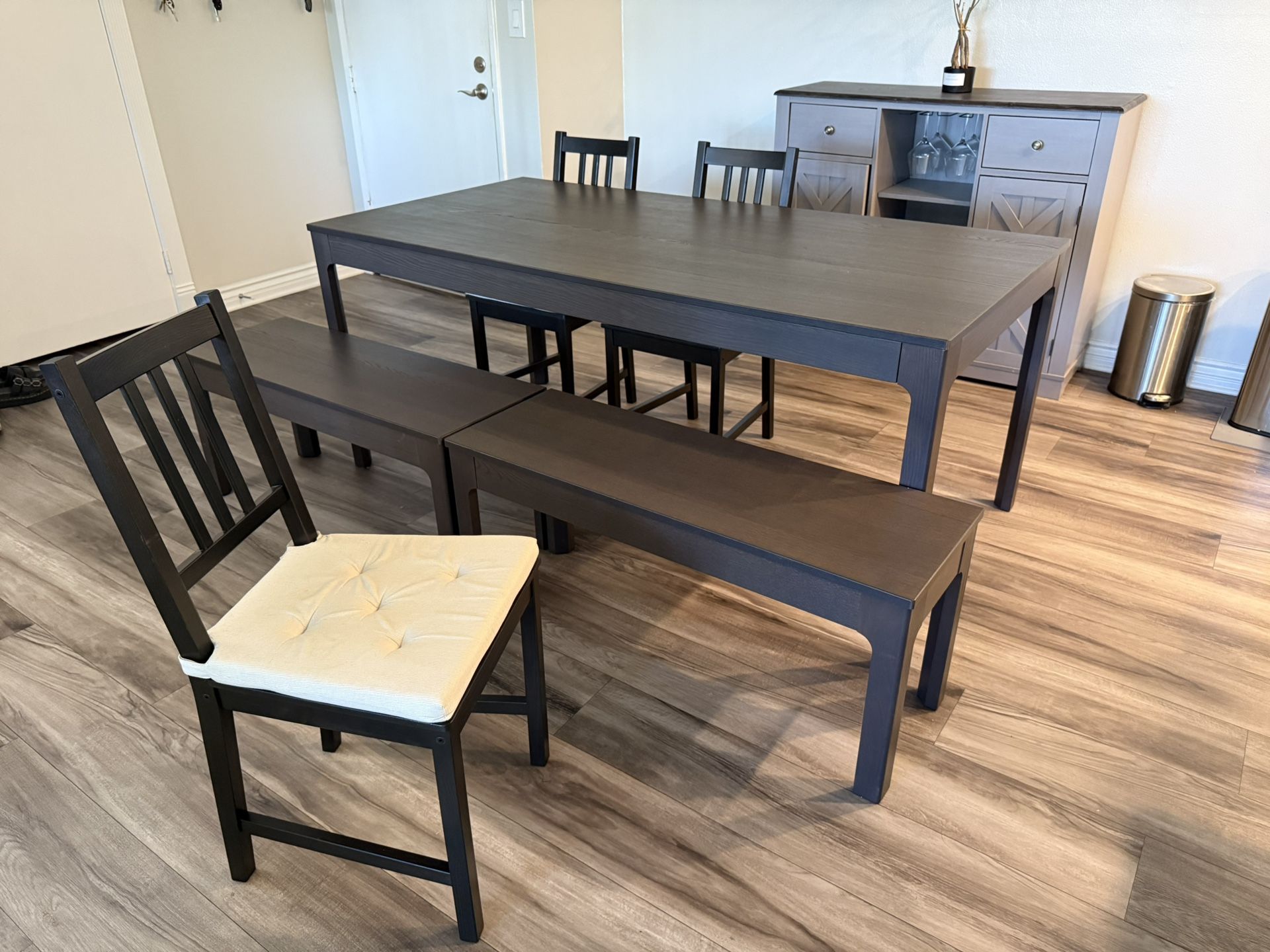 Dining Table Set