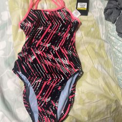 Nike  New  bathing suit girl size 10