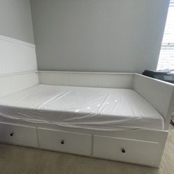 Bed Frame 