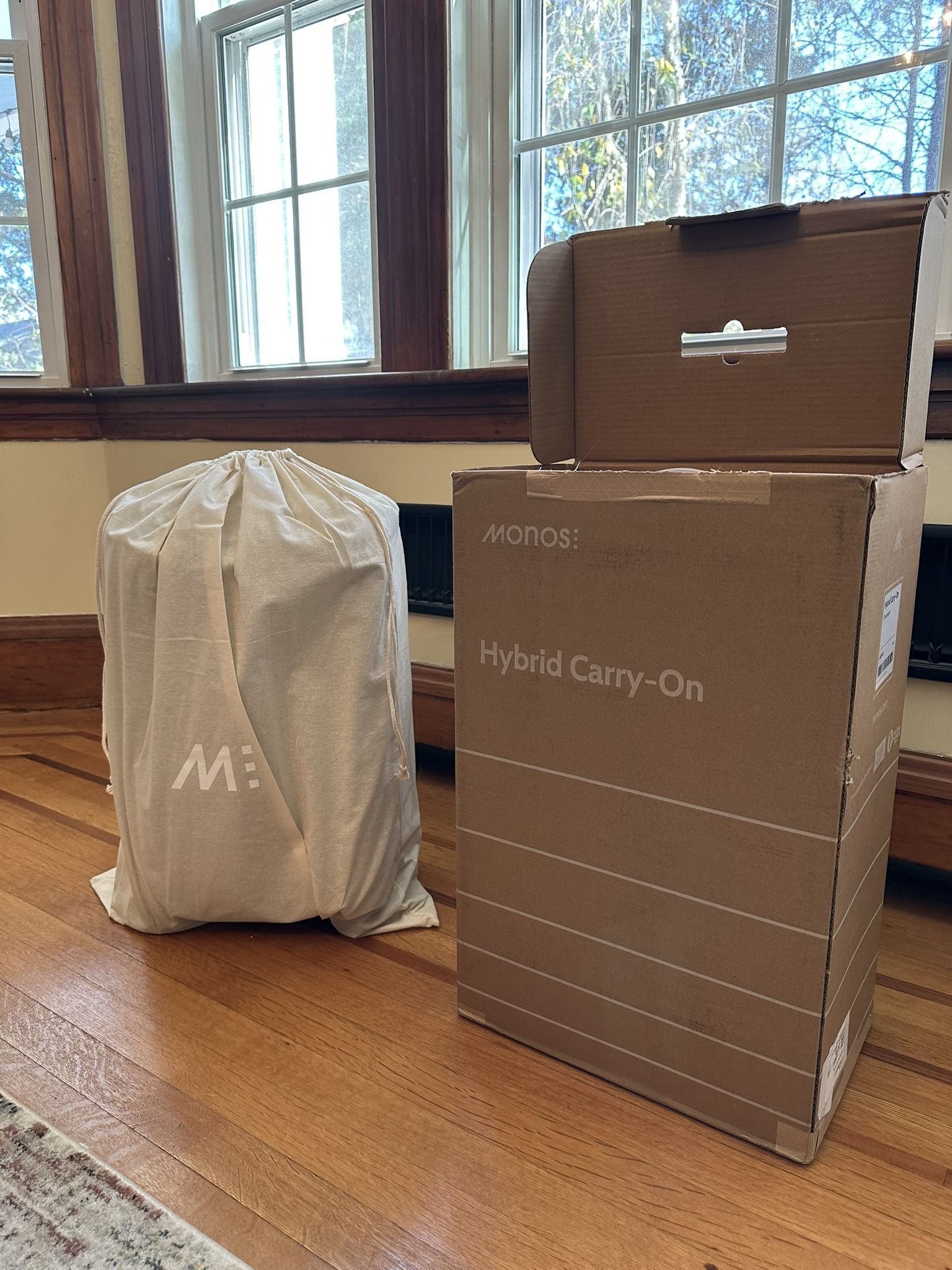 NIB Monos Hybrid Carry-On