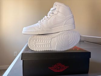 Nike Air Jordan Retro 1 White Cool Grey