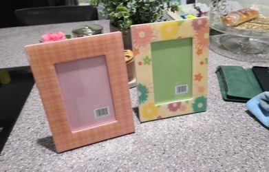2 Glass Easter 5 X 7 Picture Frames
