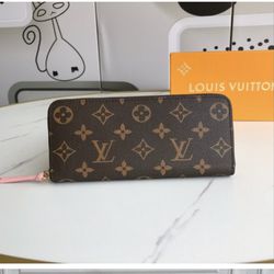 Women’s Louis Vuitton wallet 