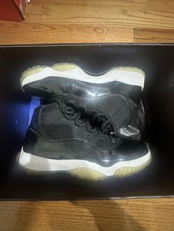 Jordan 11 Space Jam Size 10.5