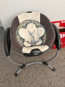 Baby Bouncer Seat with Vibration