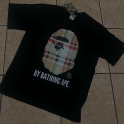 Selling Essential Shorts And Bape Shirts