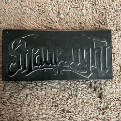 Kat Von D, Shade And Light Contour Palette