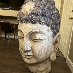 XXLARGE HAND CARVED WOOD BUDDHA HEAD BEAUTIFULf DETAILED BUDDHA BUST   GREAT FOR INTERIOR DECORATION OR GARDEN OR A BUSINESS $6:000.oo  
