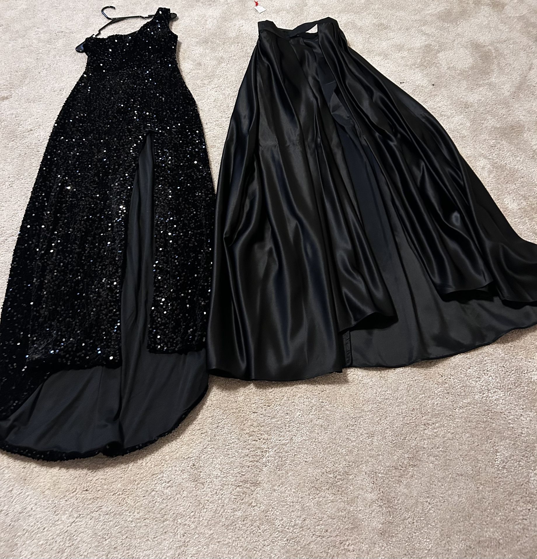 Even Gown With Detachable Skirt.