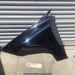 2014 2018 BMW X5 LEFT SIDE FENDER OEM