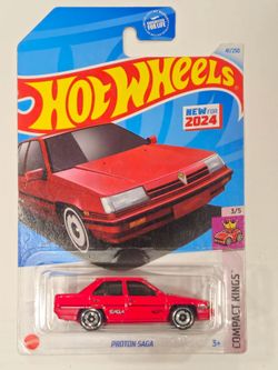 HOT WHEELS . COMPACT KINGS . 1985 PROTON SAGA.