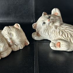 Vintage Pair Of Ceramic Persian Cat Figurines