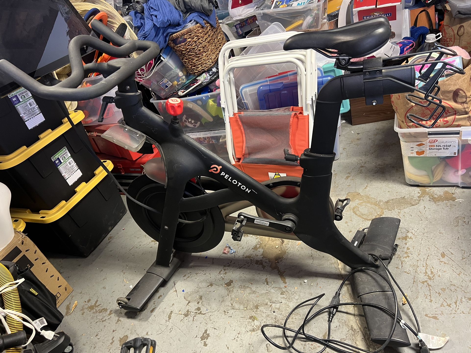 Peloton Stationary Bike With Screen