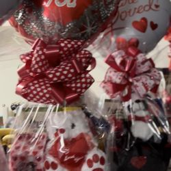 Valentine’s Gift Baskets 