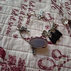 Crafty Fun Hand Made braceke 