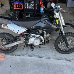 Syx 125 Dirtbike