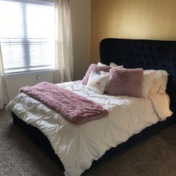 Luxury Blue Queen Size Bed