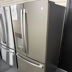 GE Refrigerator. 🚚WE DELIVER🚚