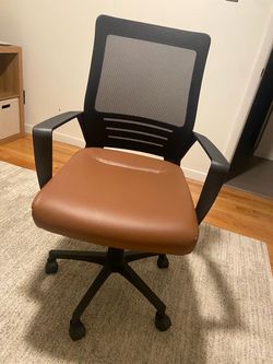 New Mesh Back Office Chair with Brown Seat