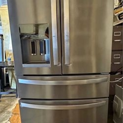 Whirlpool Refrigerator 