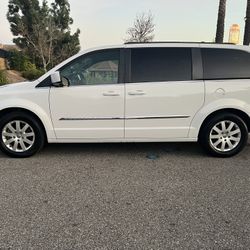 2015 Chrysler Town & Country