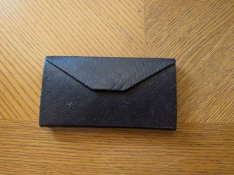 Gucci Tri-fold Sunglasses case
