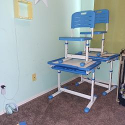 Kids Desks