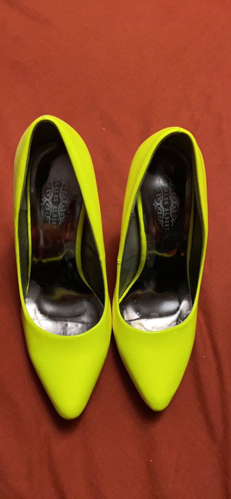Neon green heels sz 7.5