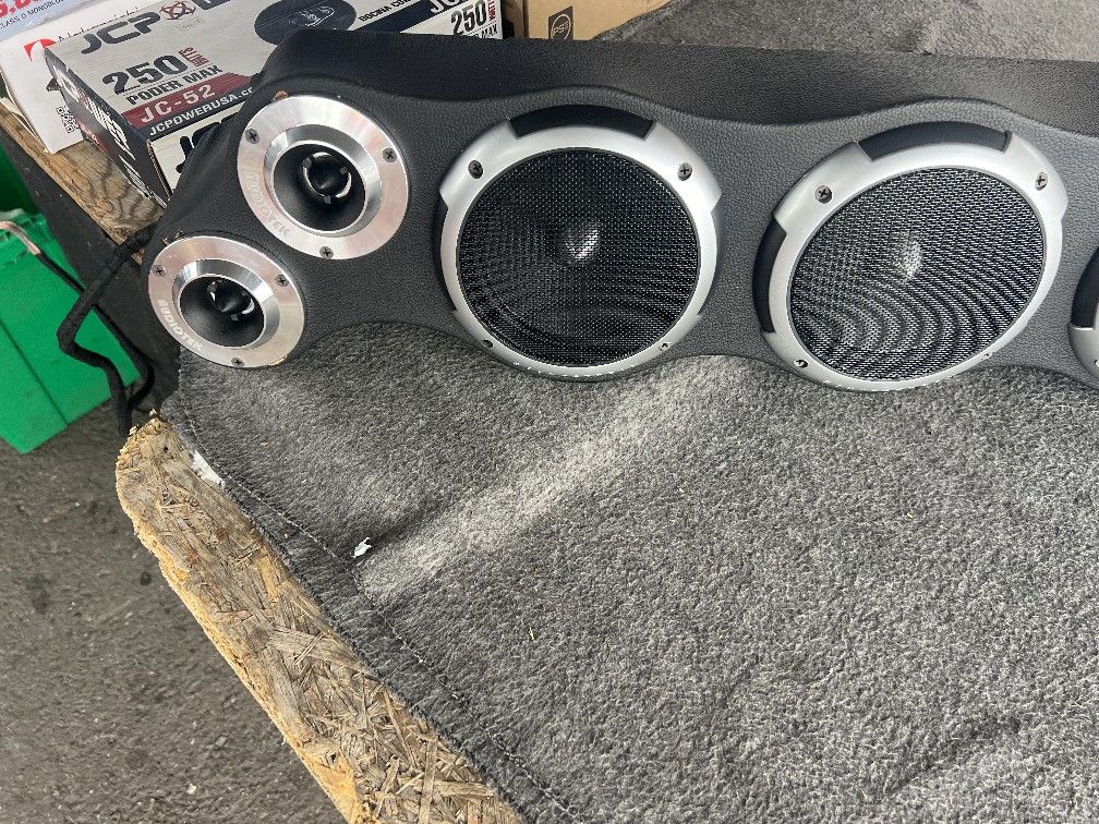 Speaker Mount Six And A Half Inch With Tweeters