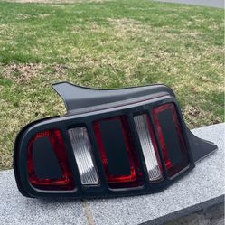 Mustang 2012 Tailights 