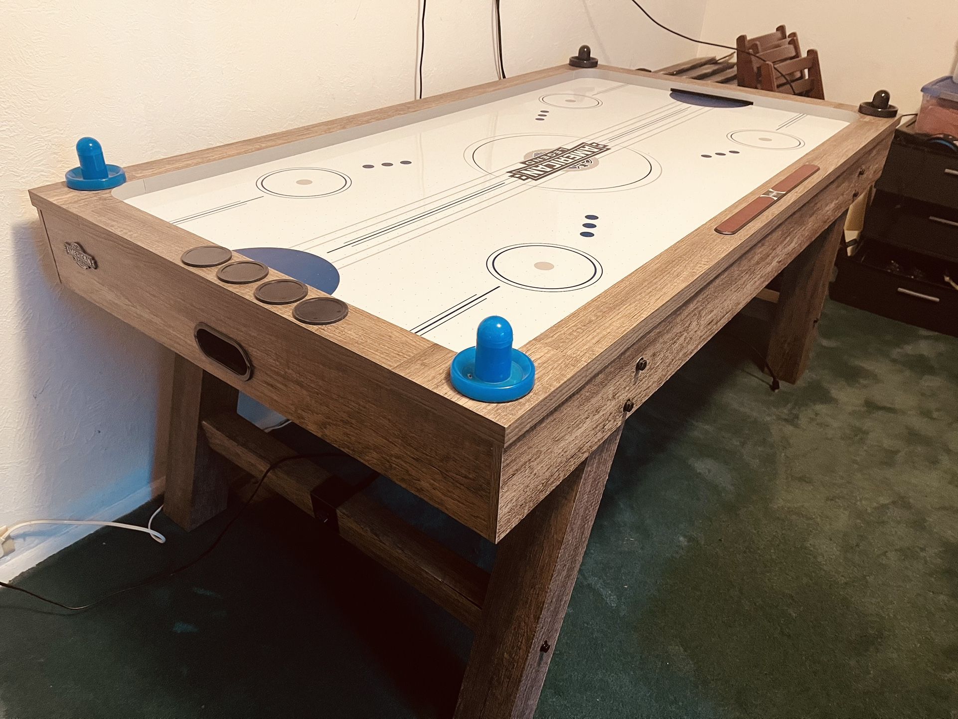 Air Hockey Table